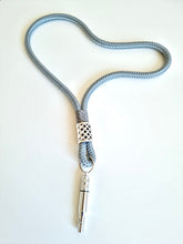 Lade das Bild in den Galerie-Viewer, Hundepfeife