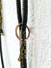 Lade das Bild in den Galerie-Viewer, Hundeleine / Handschlaufe - Handgemacht